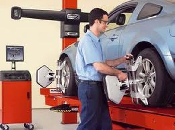 Сто легковых автомобилей